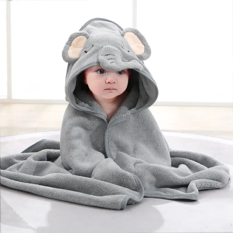 Kuscheliger Baby-Bademantel aus Coral-Fleece
